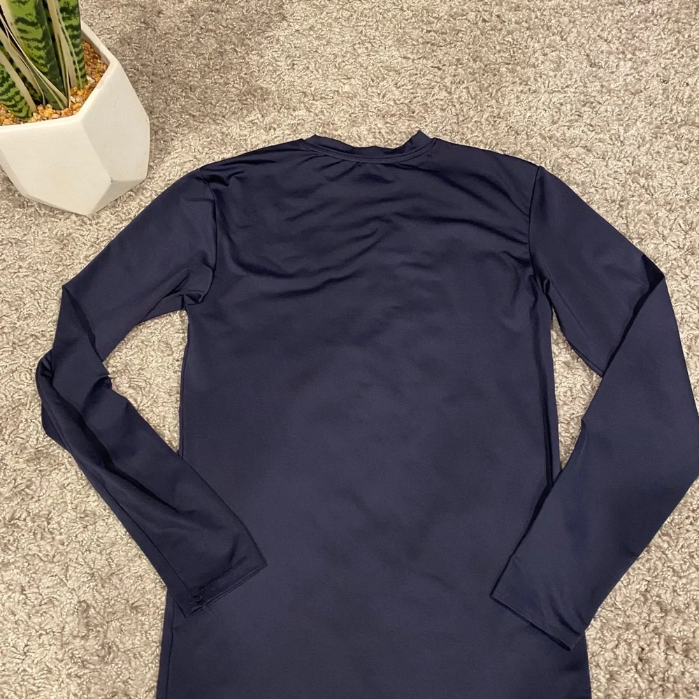 CG by Champion boys duo dry long sleeve top dark blue size Small